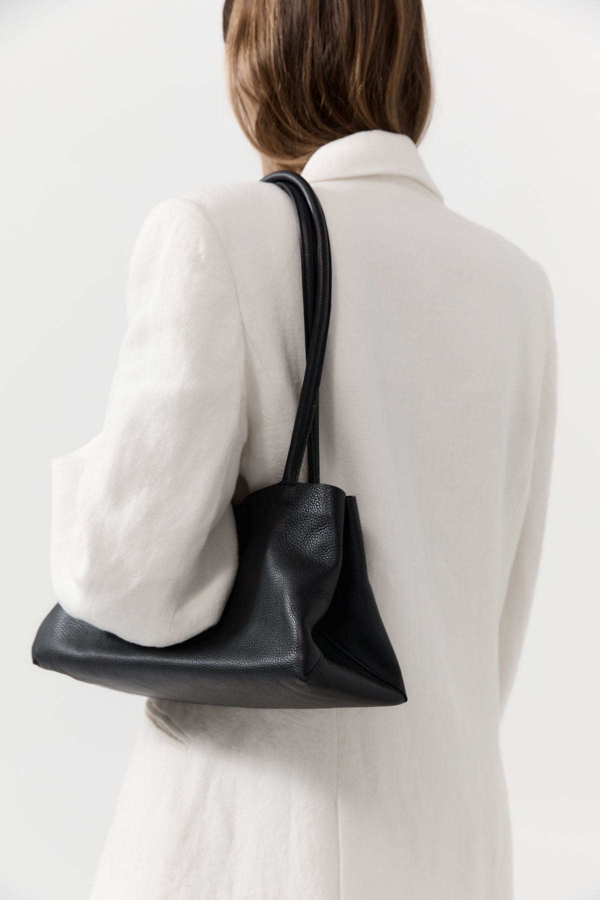 PRE-ORDER: Origami Tote - Black - 3