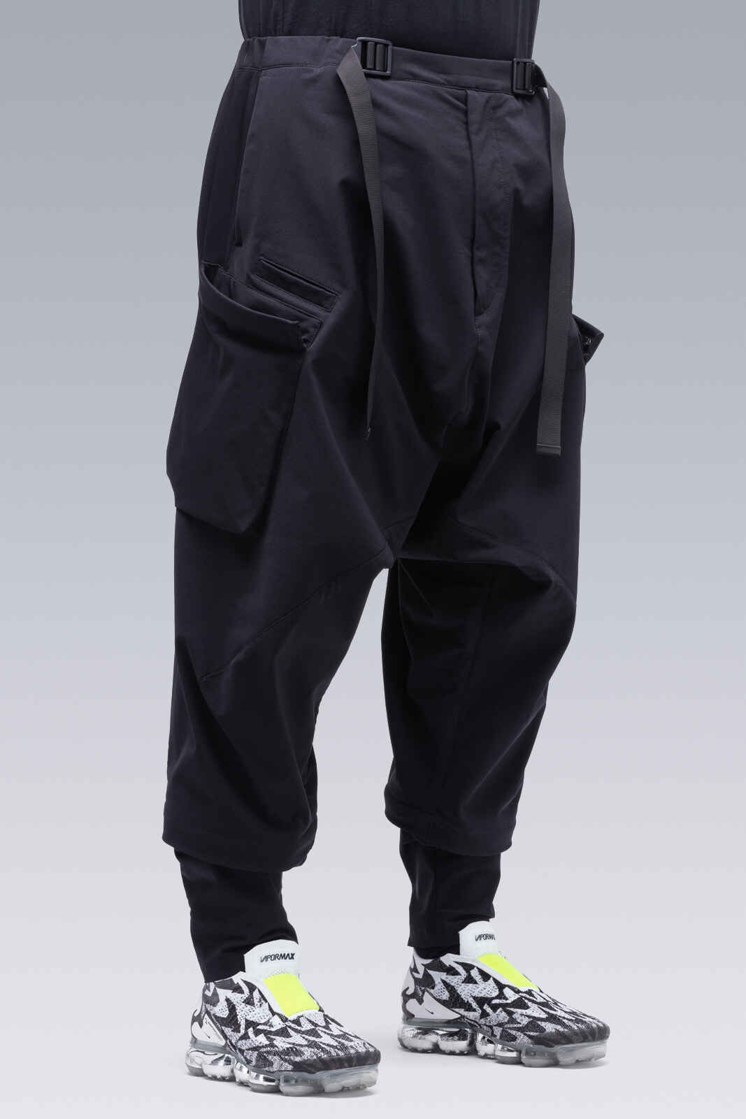 P30A-DS schoeller® Dryskin™ Ultrawide Drawcord Cargo Trouser Black - 13