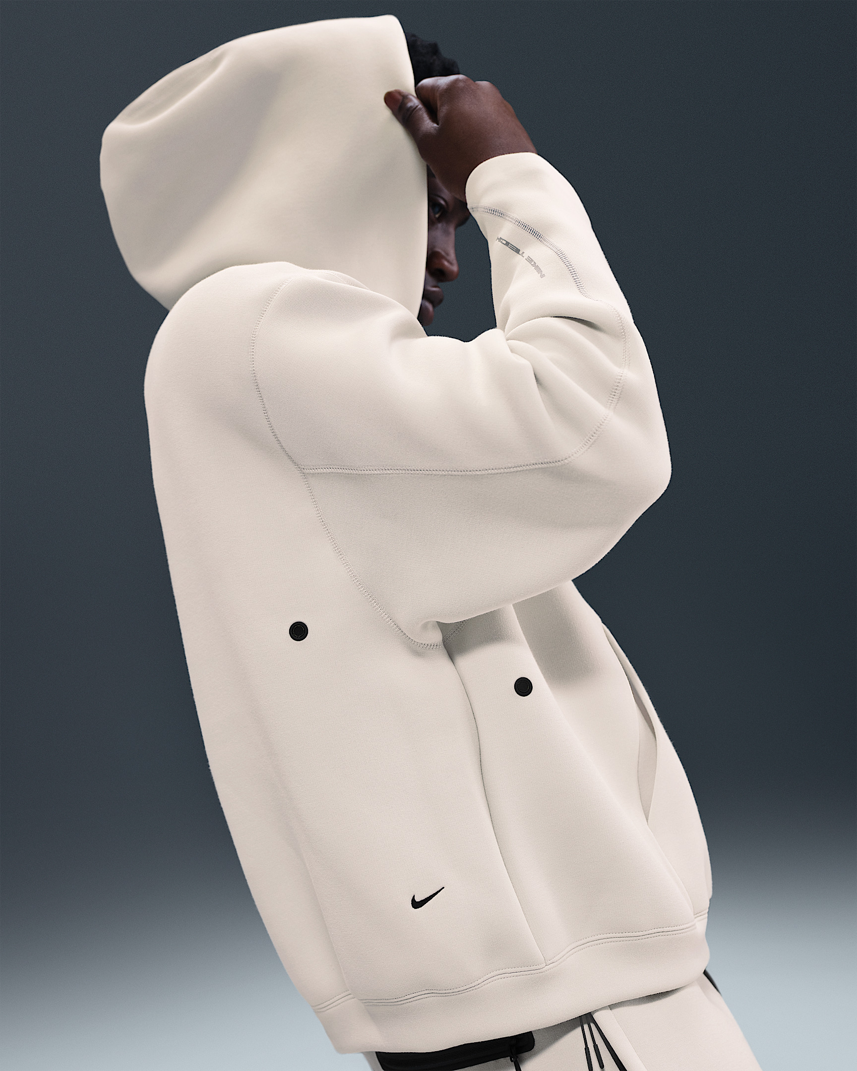 Nike Tech Men's Fleece Oversized Hoodie - 2