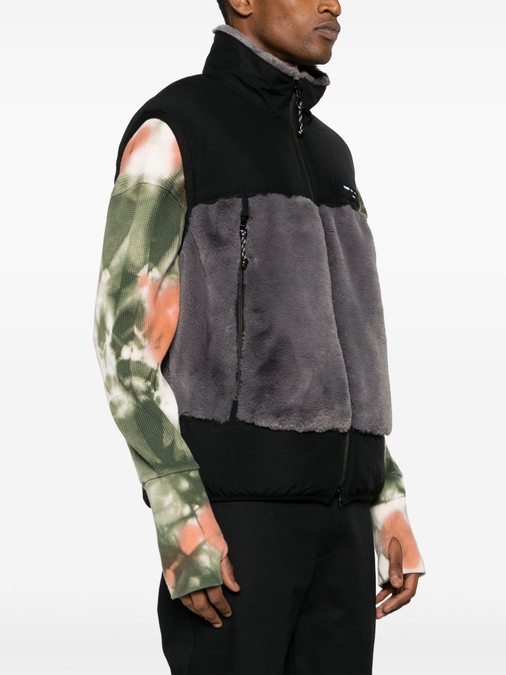 Sherpa logo-patch vest - 3