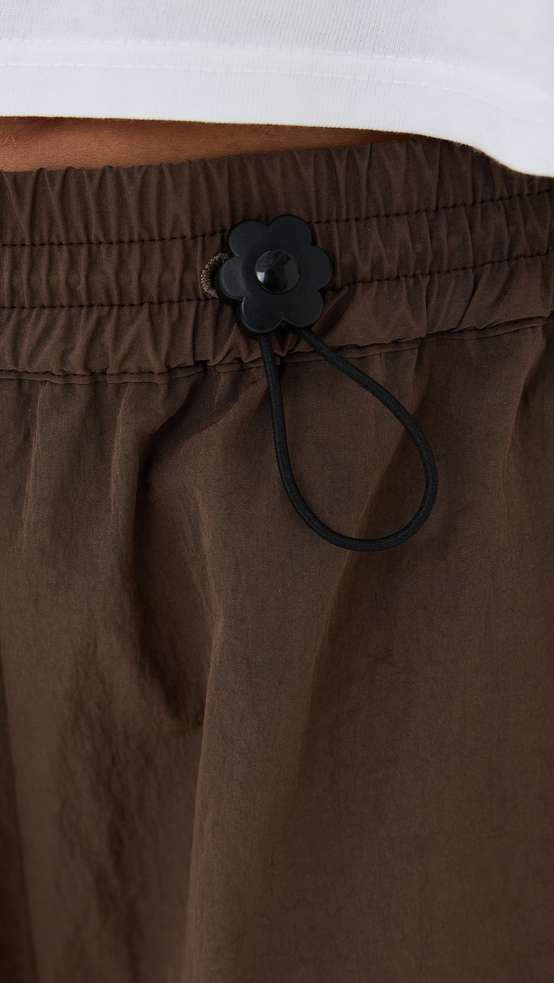 Brooks Joggers Recycled Taffeta Brown - 5