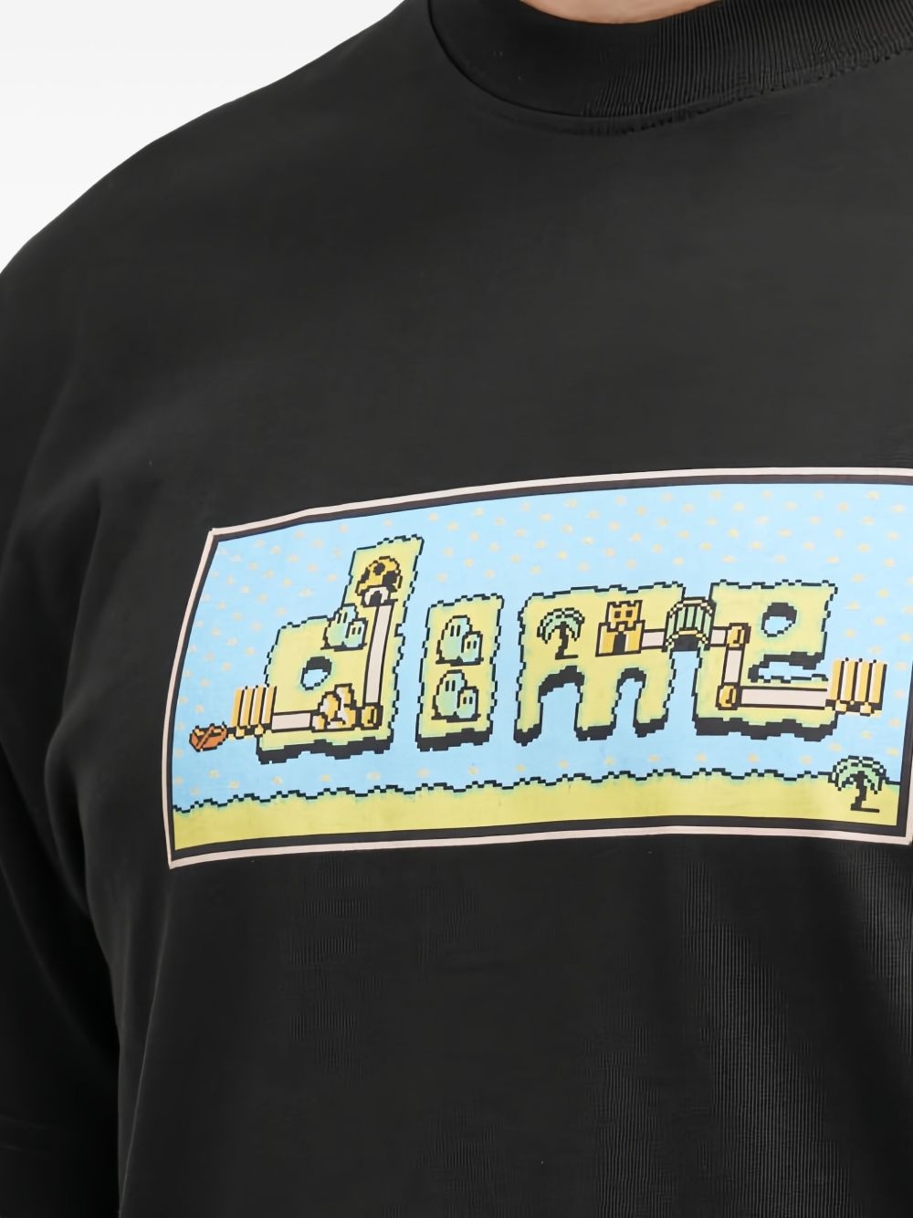 World T-shirt - 4