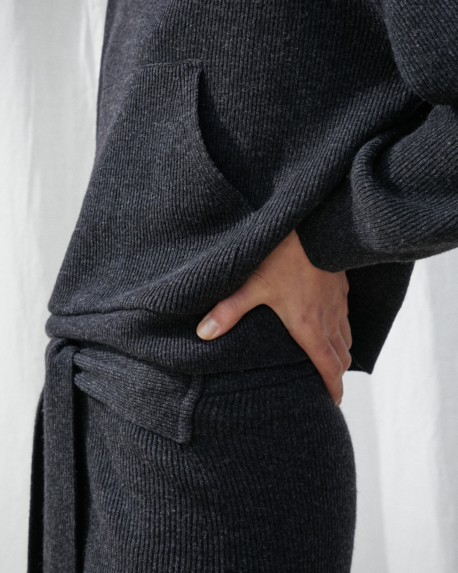 MOG - Cashmere blend knit hoodie - Charcoal - 3
