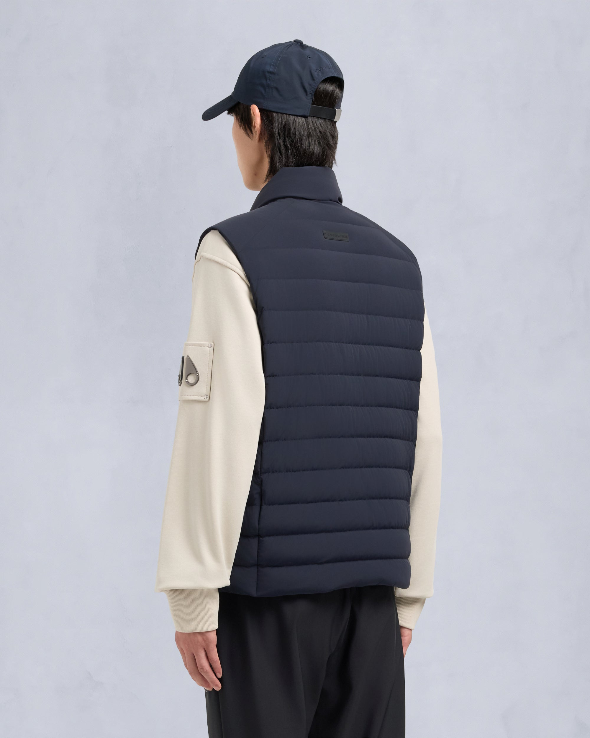 ATRIUM VEST - 4