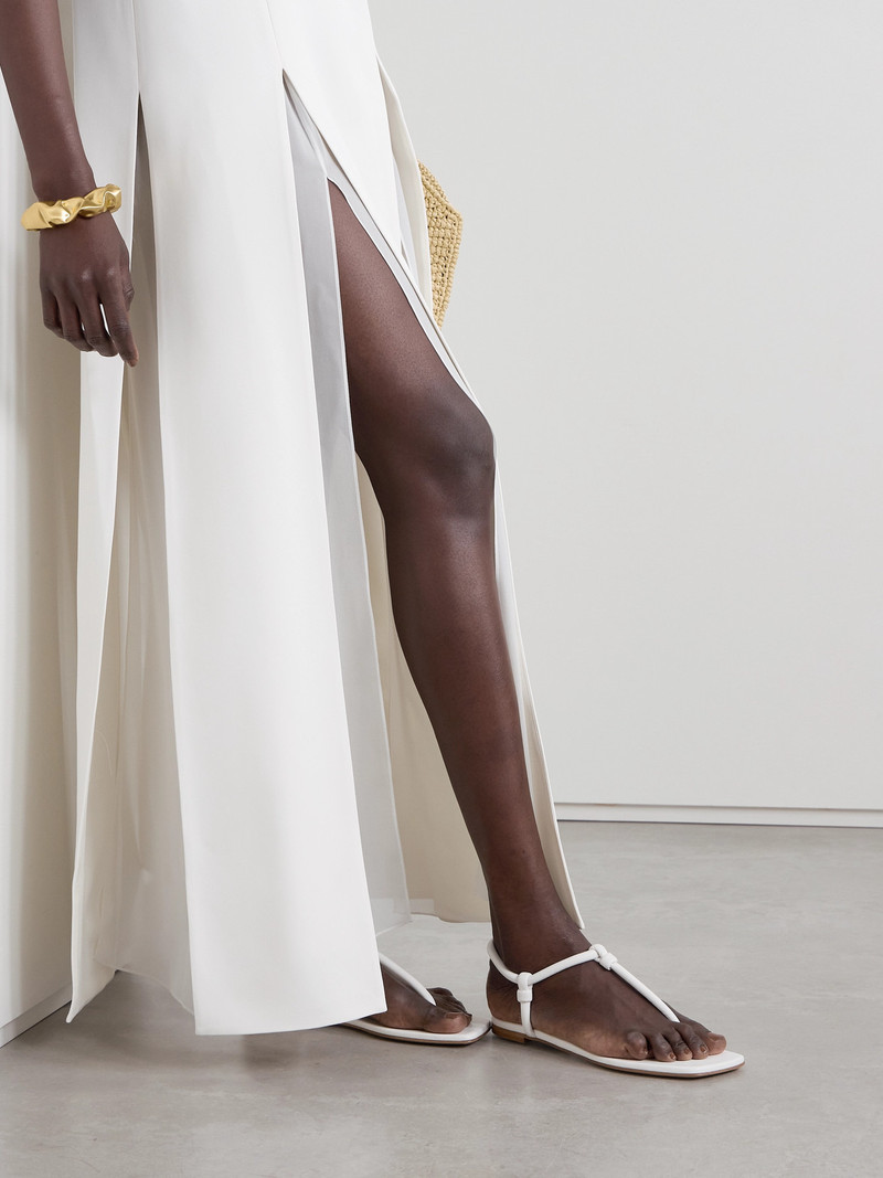 Gianvito Rossi Juno Thong Knotted Leather Sandals outlook