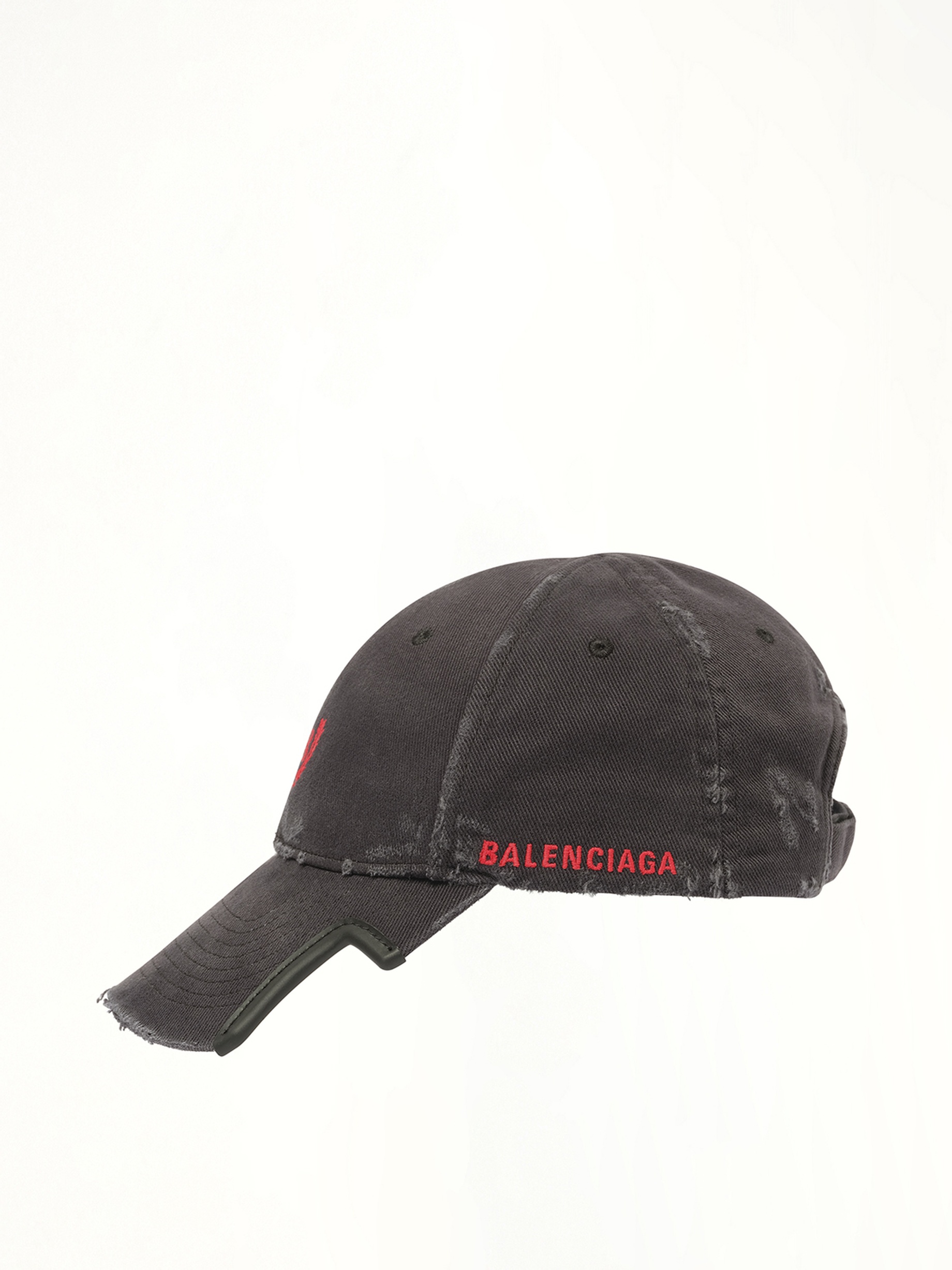 World Cap in Faded Wash Black/Red - 2