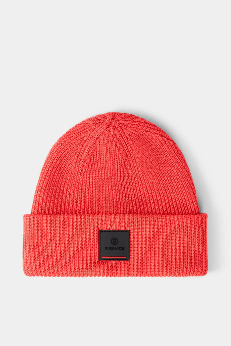 Tarek Knitted hat in Coral 1