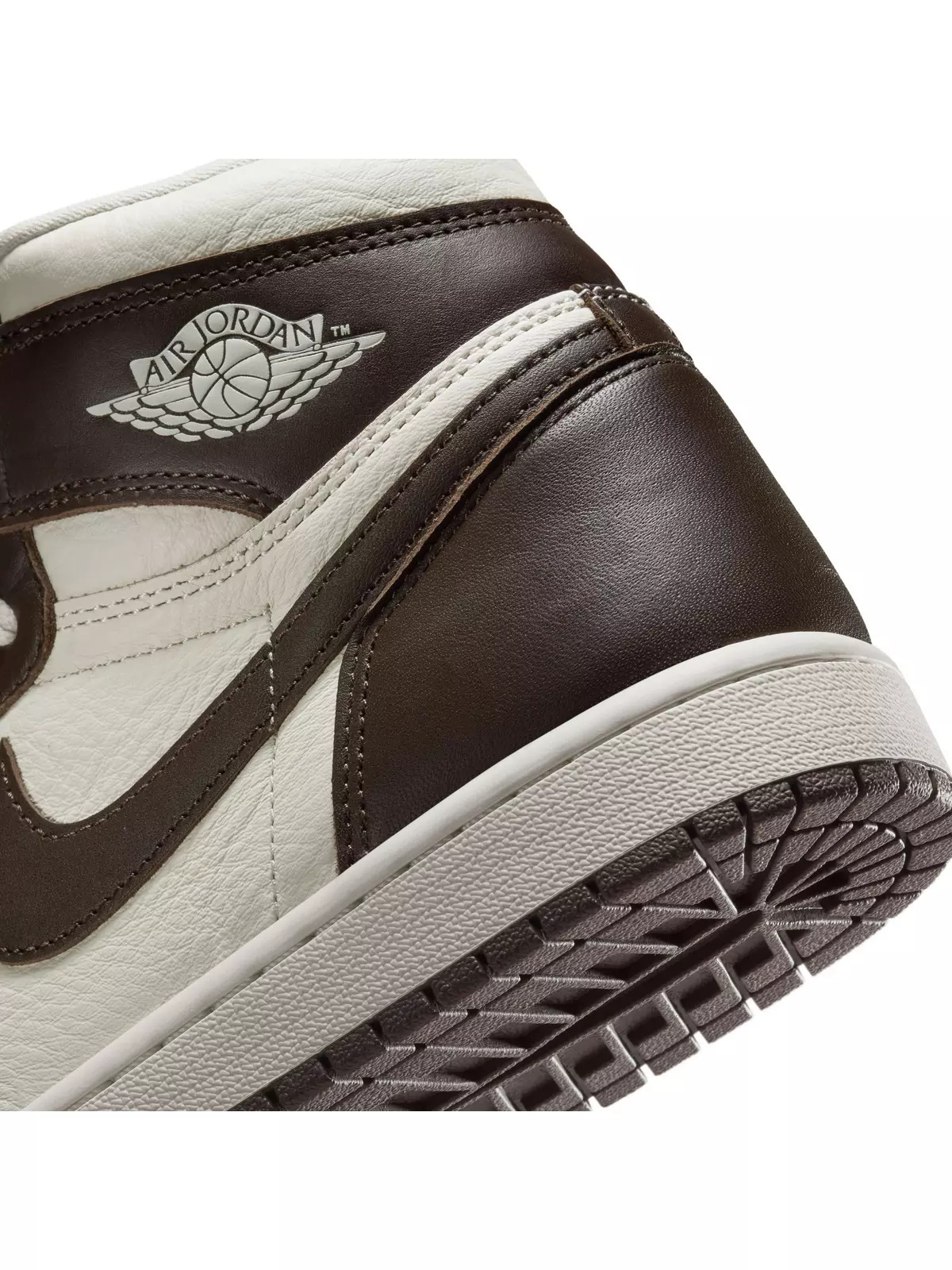 1 High OG "Baroque Brown" Women's Shoe - 6