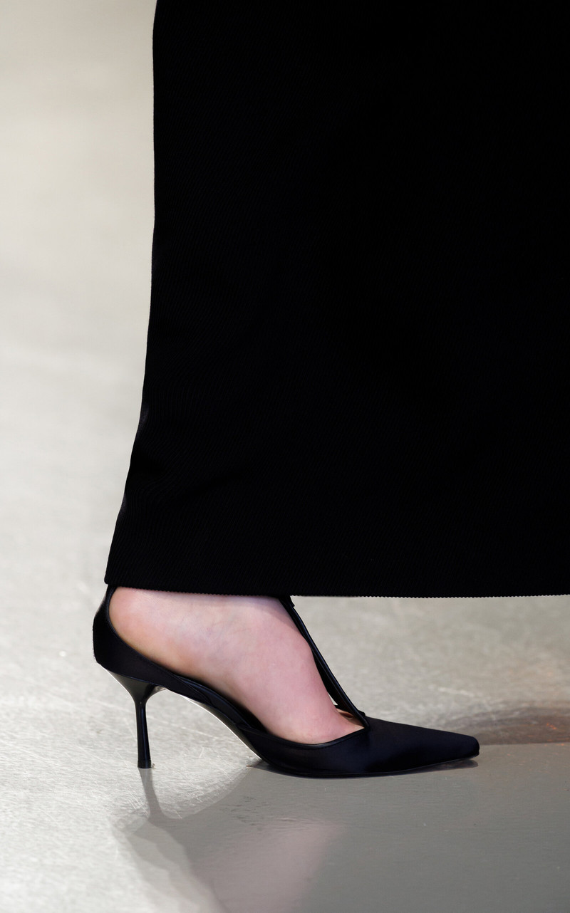 CHRISTOPHER ESBER T-Bar Satin Pumps navy outlook