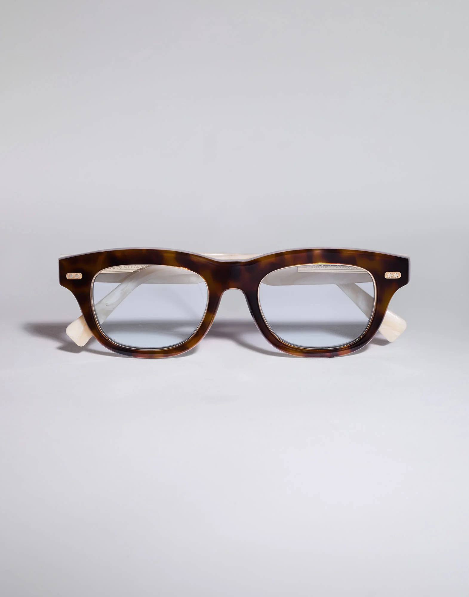 Squared acetate and 18k gold-plated frame - 1