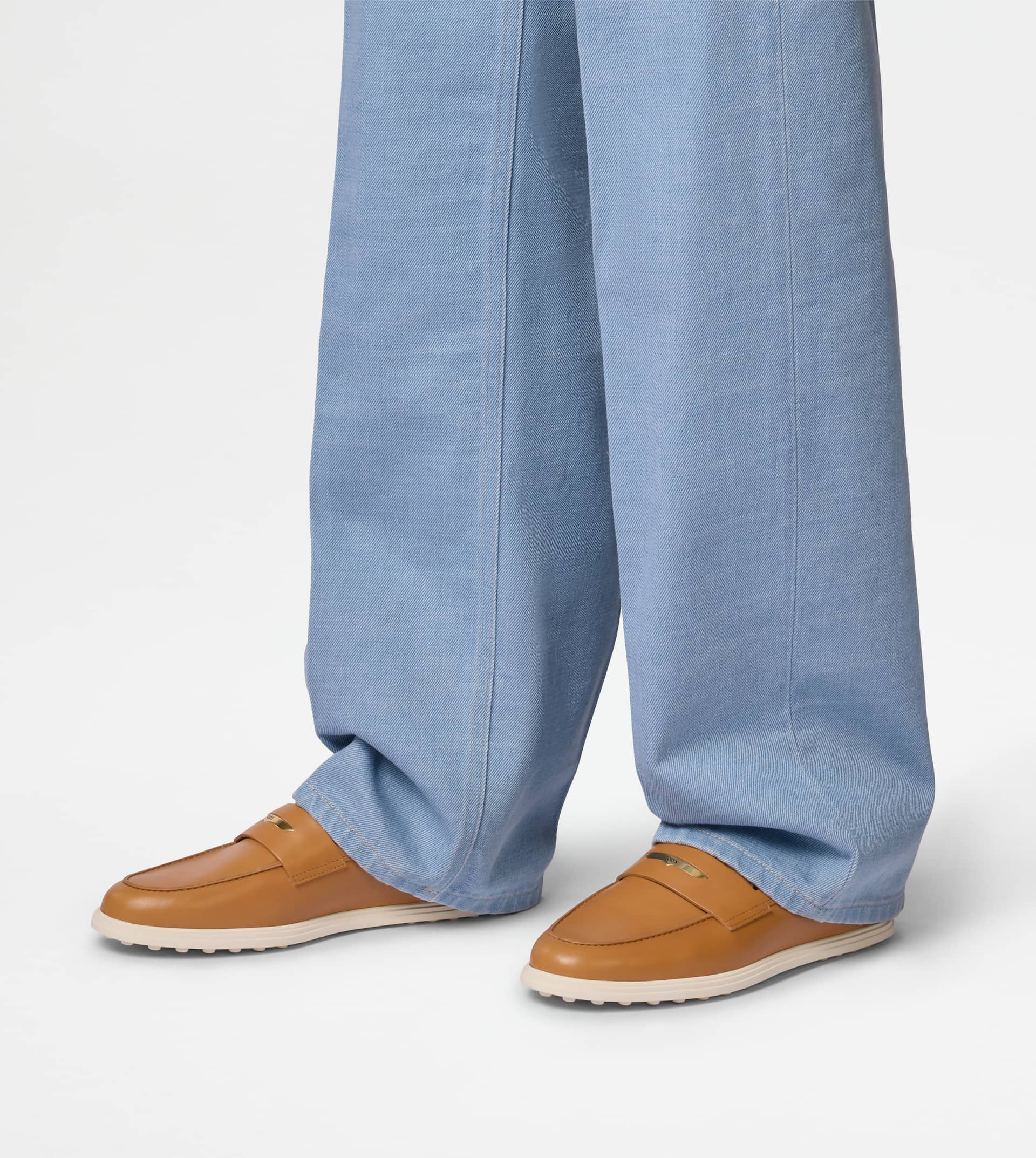 LOAFERS IN LEATHER - BROWN - 7