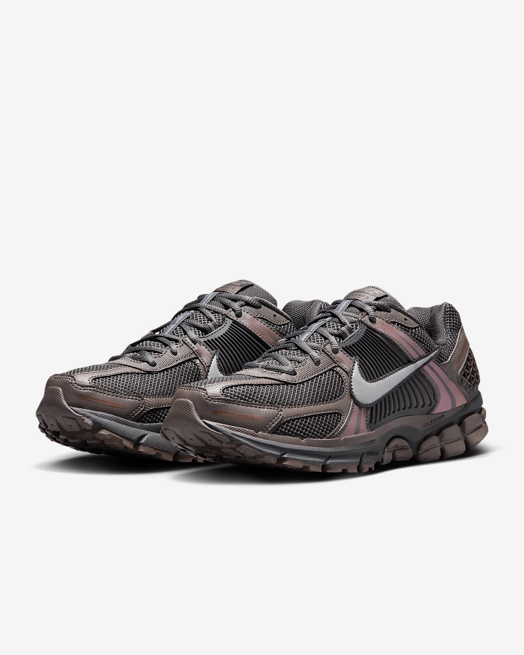 Nike Zoom Vomero 5 Men's Shoes - 5