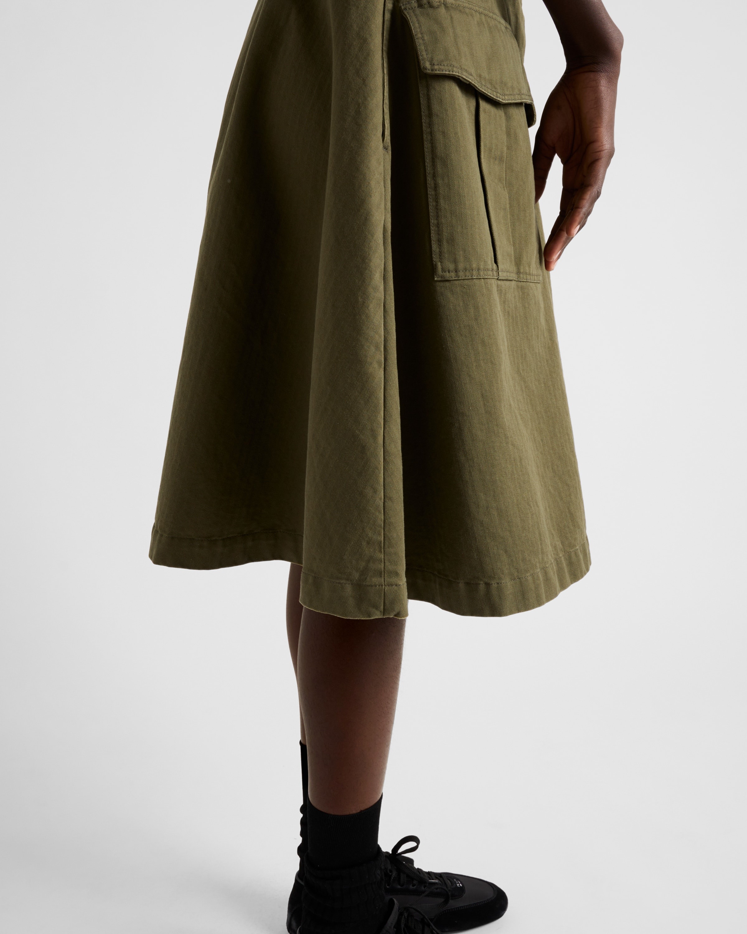 Cotton skirt with cargo pockets - 4