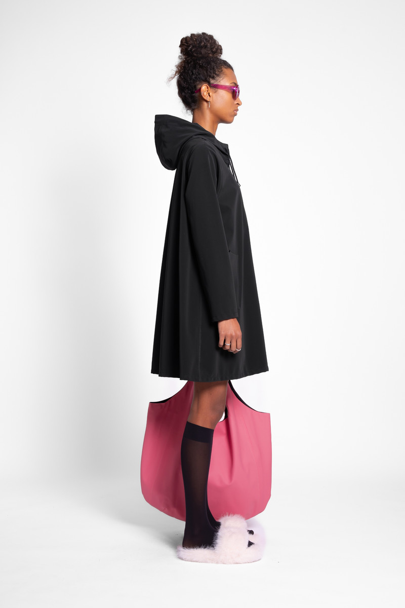 Mosebacke Lightweight Matte Raincoat Black 4