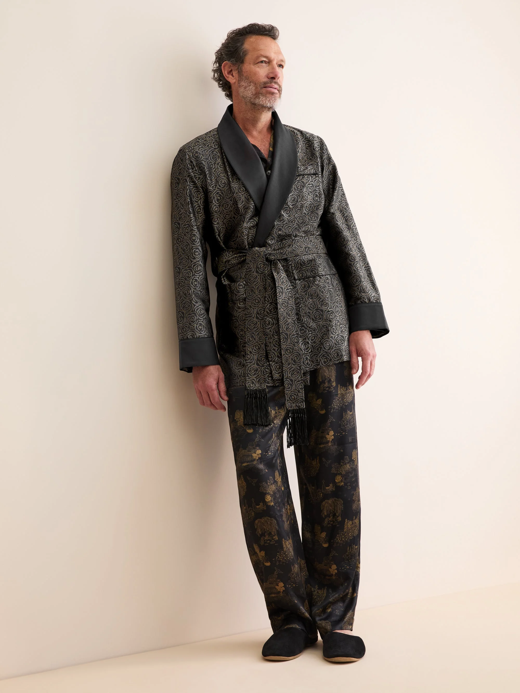 Verona Silk Jacquard Smoking Jacket Black Rose - 1
