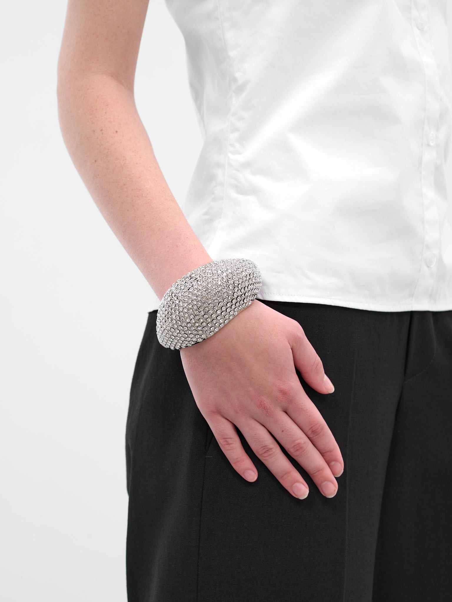 Crystal Embellished C-Logo Bangle - 3