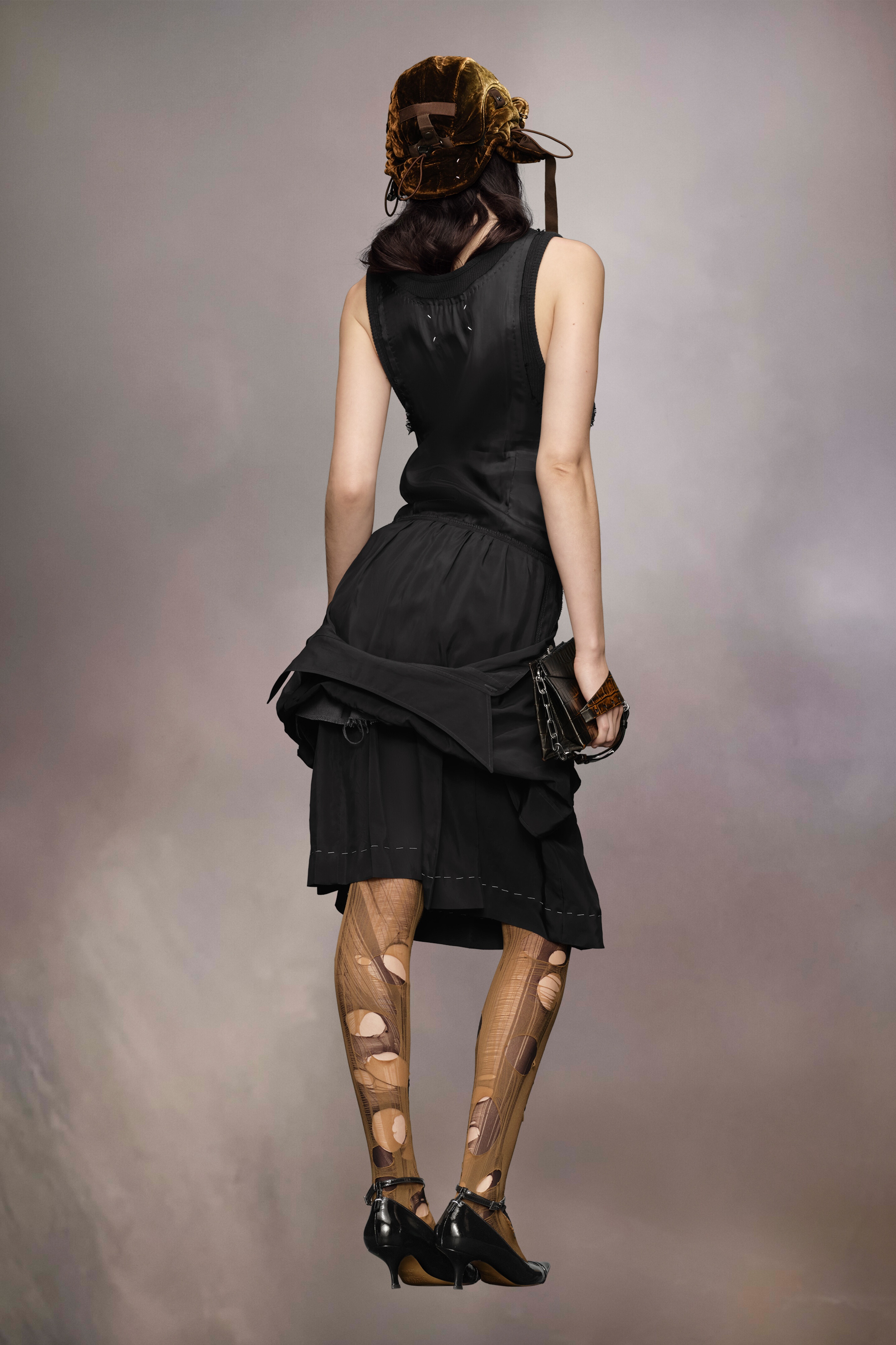 Anonymity of the lining dress - 5