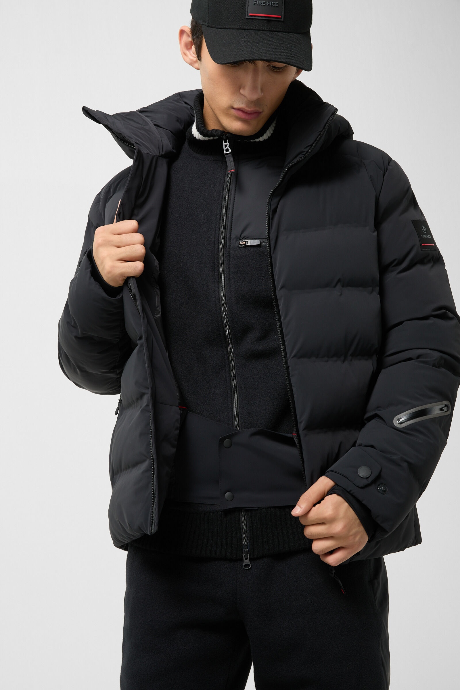 Luka Ski jacket in Black - 7