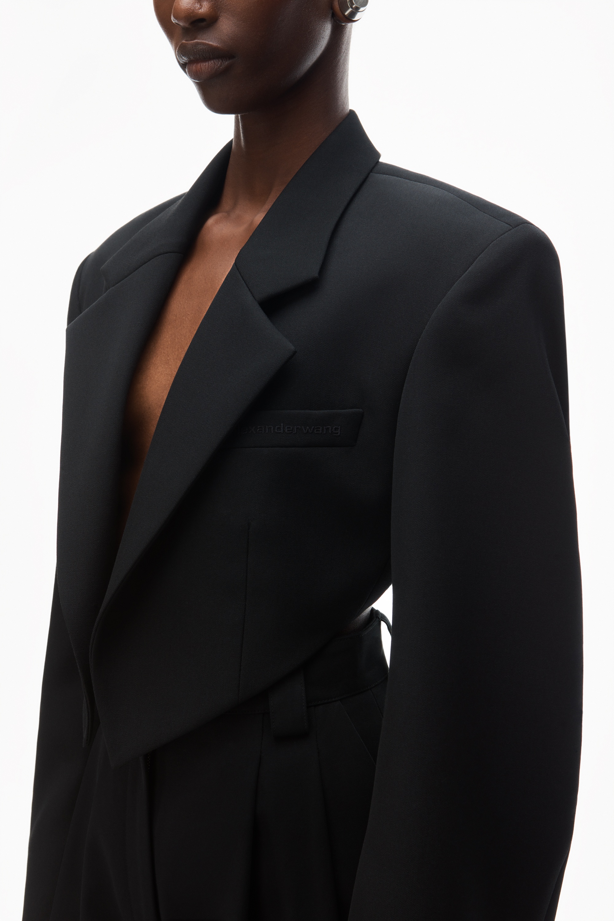 cropped tuxedo-style blazer with pointed hem - 3