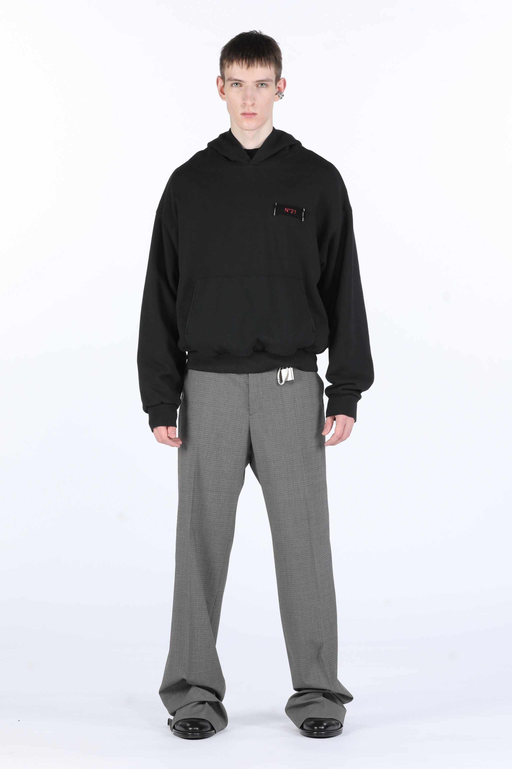 LOGO PATCH HOODIE - 4