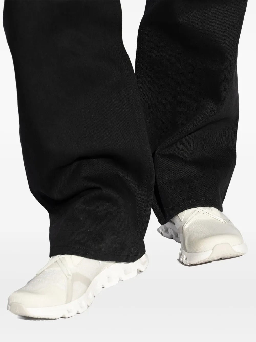 ON RUNNING - Men Cloud X 4 AD Sneakers - 6
