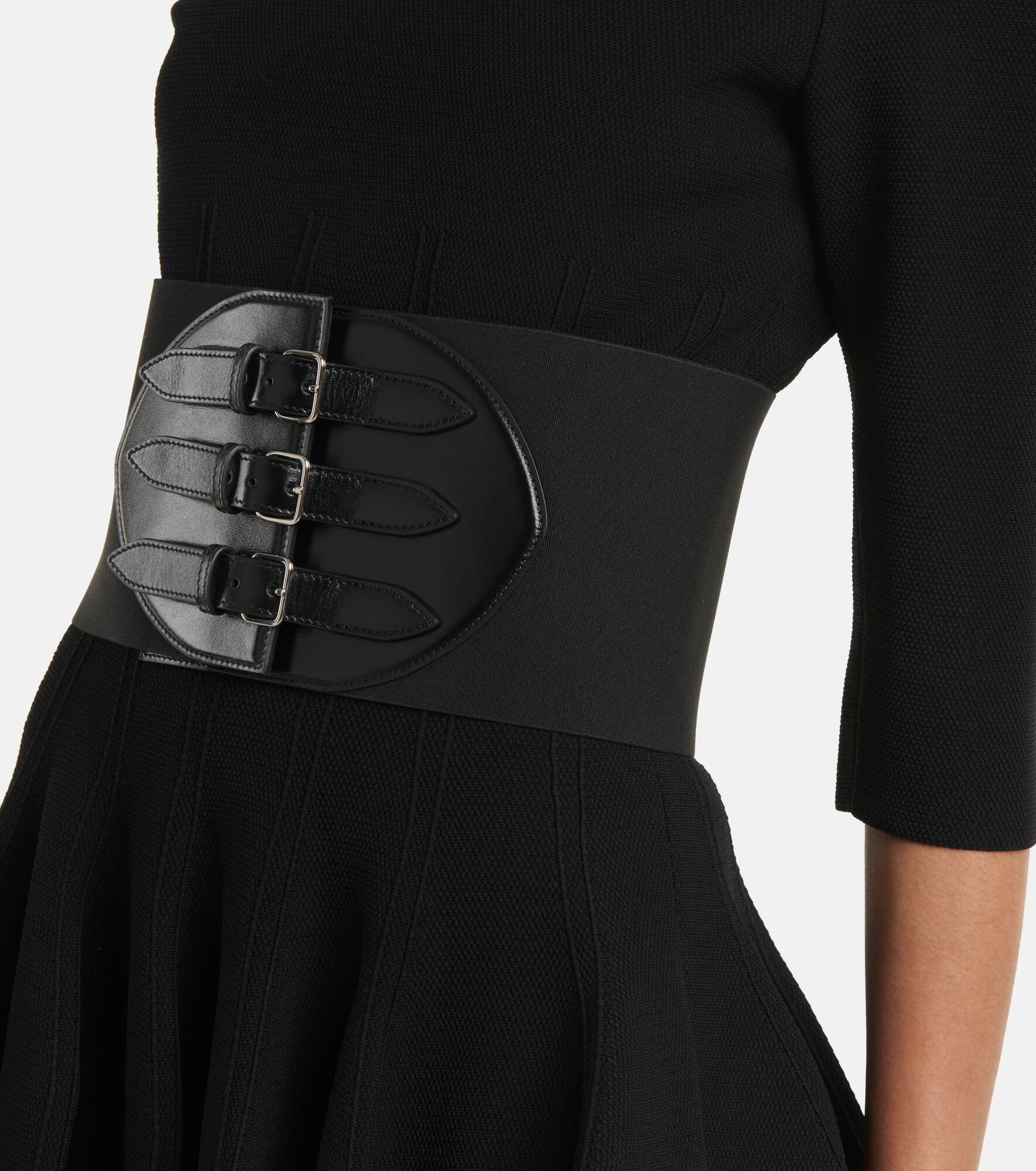 Buckled leather corset belt - 2