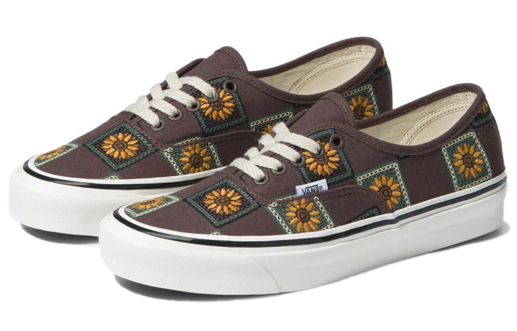 Vans Authentic 44 Low Tops Skateboarding Shoes Unisex Brown VN0A7Q5CCHC - 3
