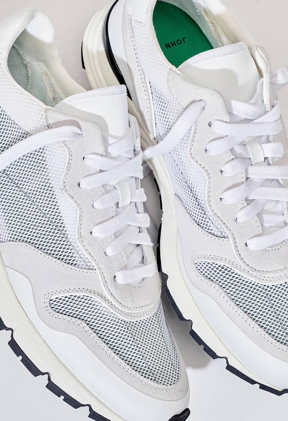 EDITION ONE RUNNER - 11