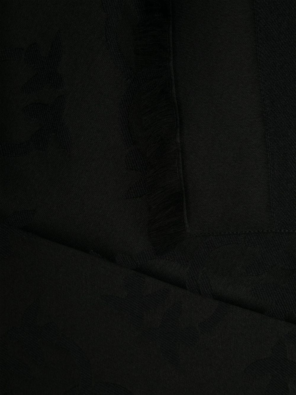 Acronis scarf - 3