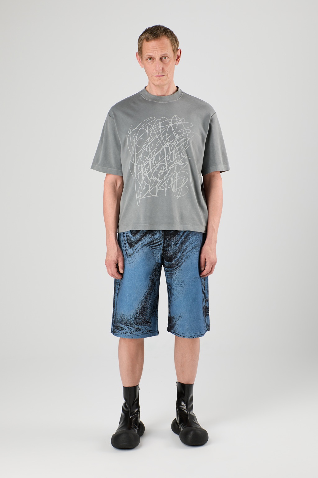 Dark Blue-Black Distorted Print Denim Shorts - 2