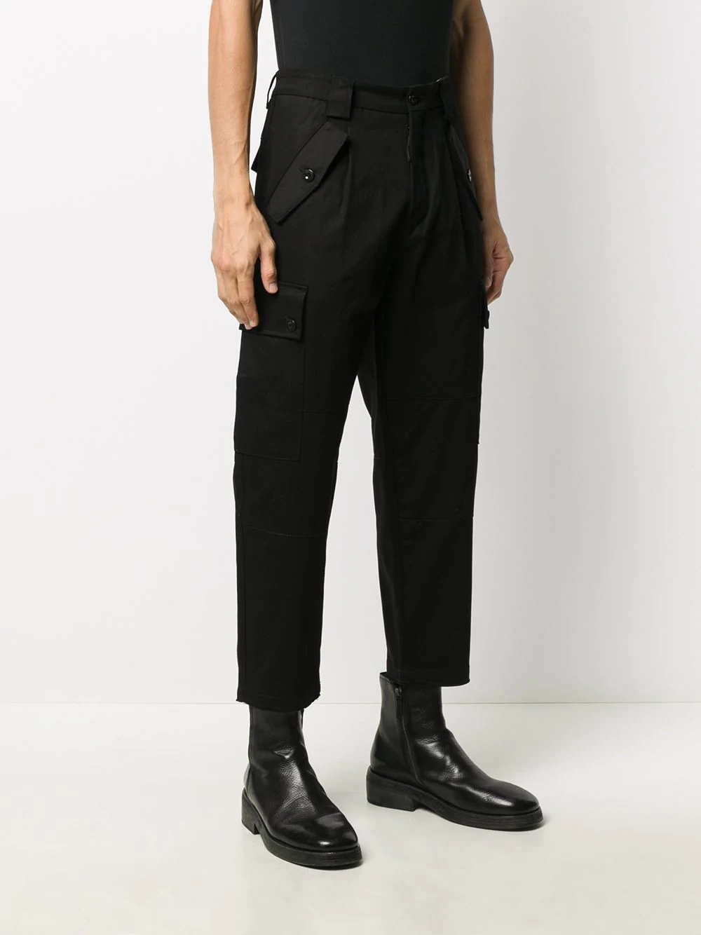 high-rise cropped cargo trousers - 3