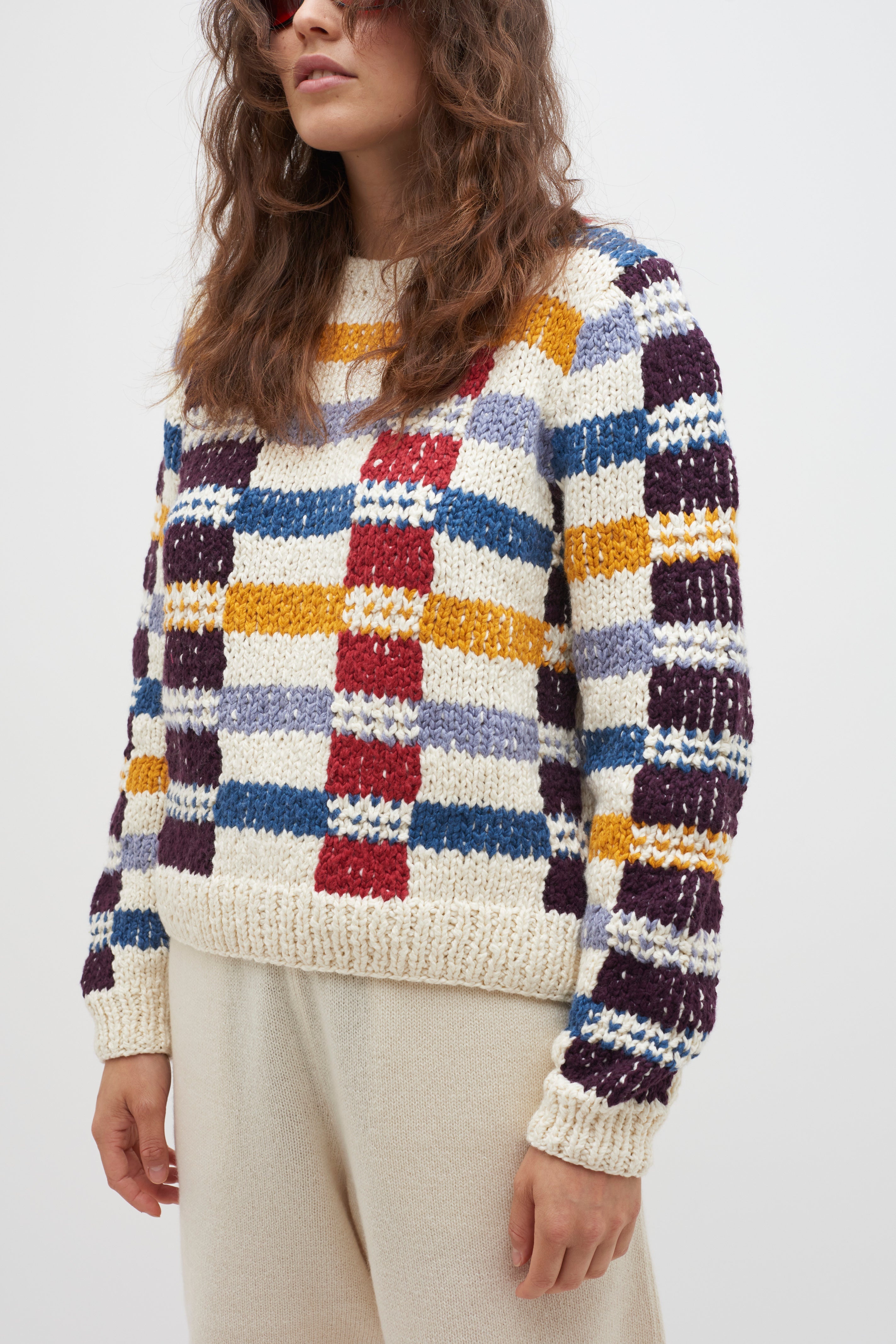 VIBRANT PLAID WOMEN'S CREW - 2