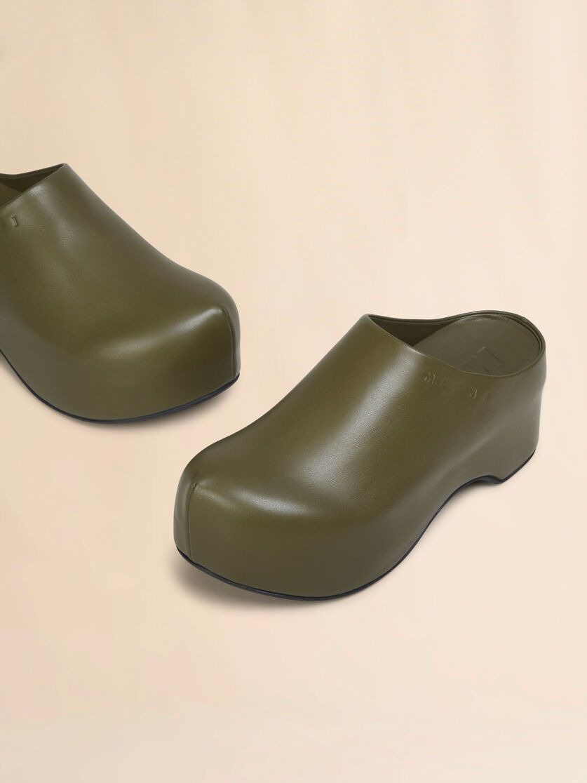 DEEP GREEN LEATHER CHUNKY CLOG SABOT - 4