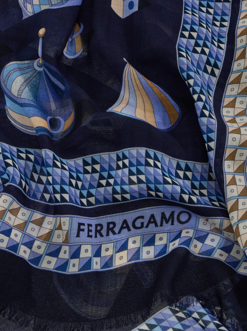 FERRAGAMO Cashmere shawl outlook