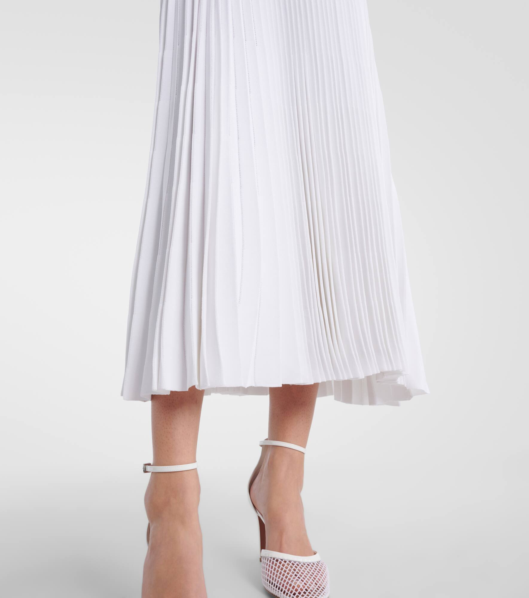 Pleated ribbed-knit midi dress - 5