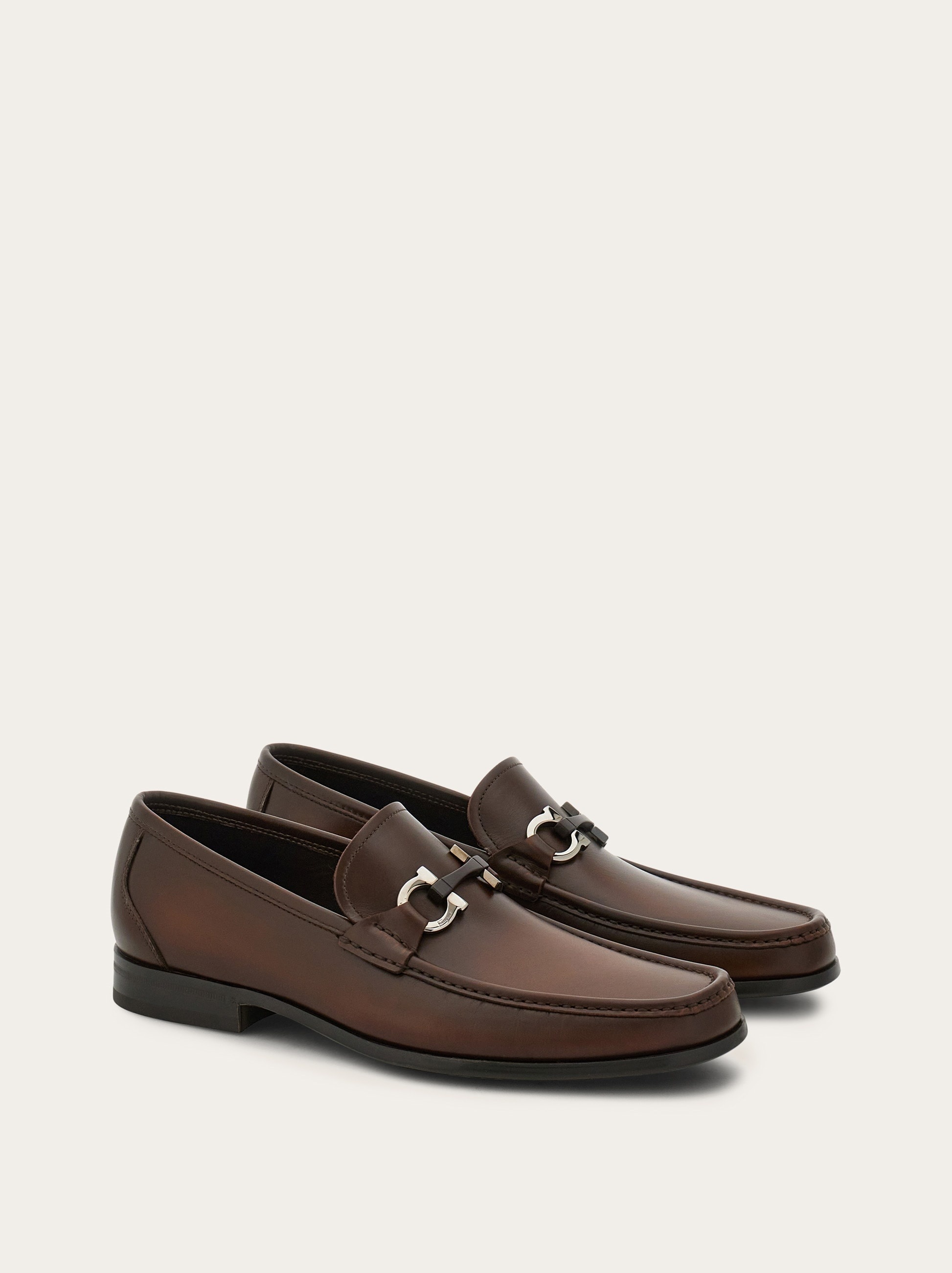 Moccasin with Gancini ornament - 4