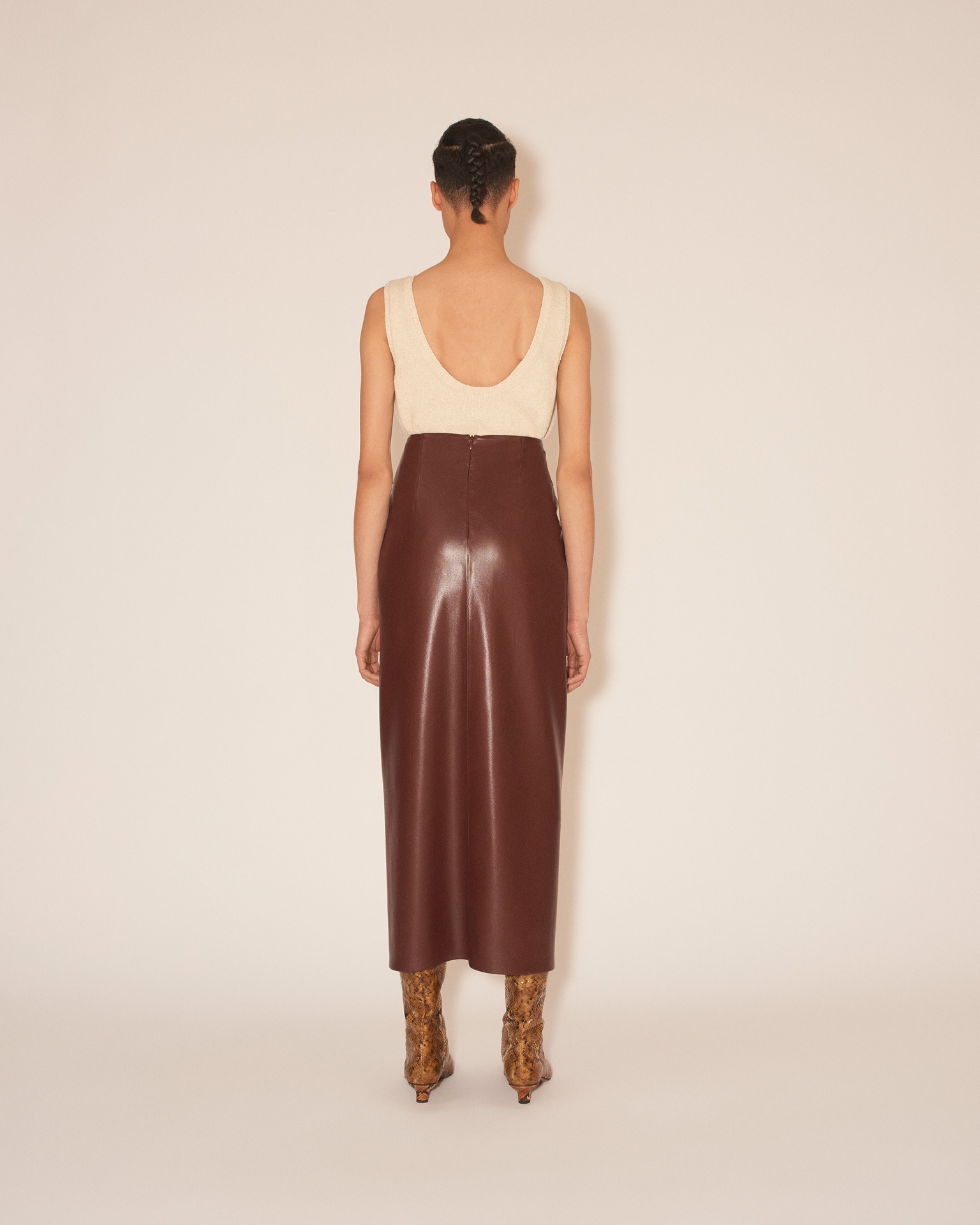 LEANE - Knotted OKOBOR™ alt-leather front sarong style skirt - Plum chutney - 4