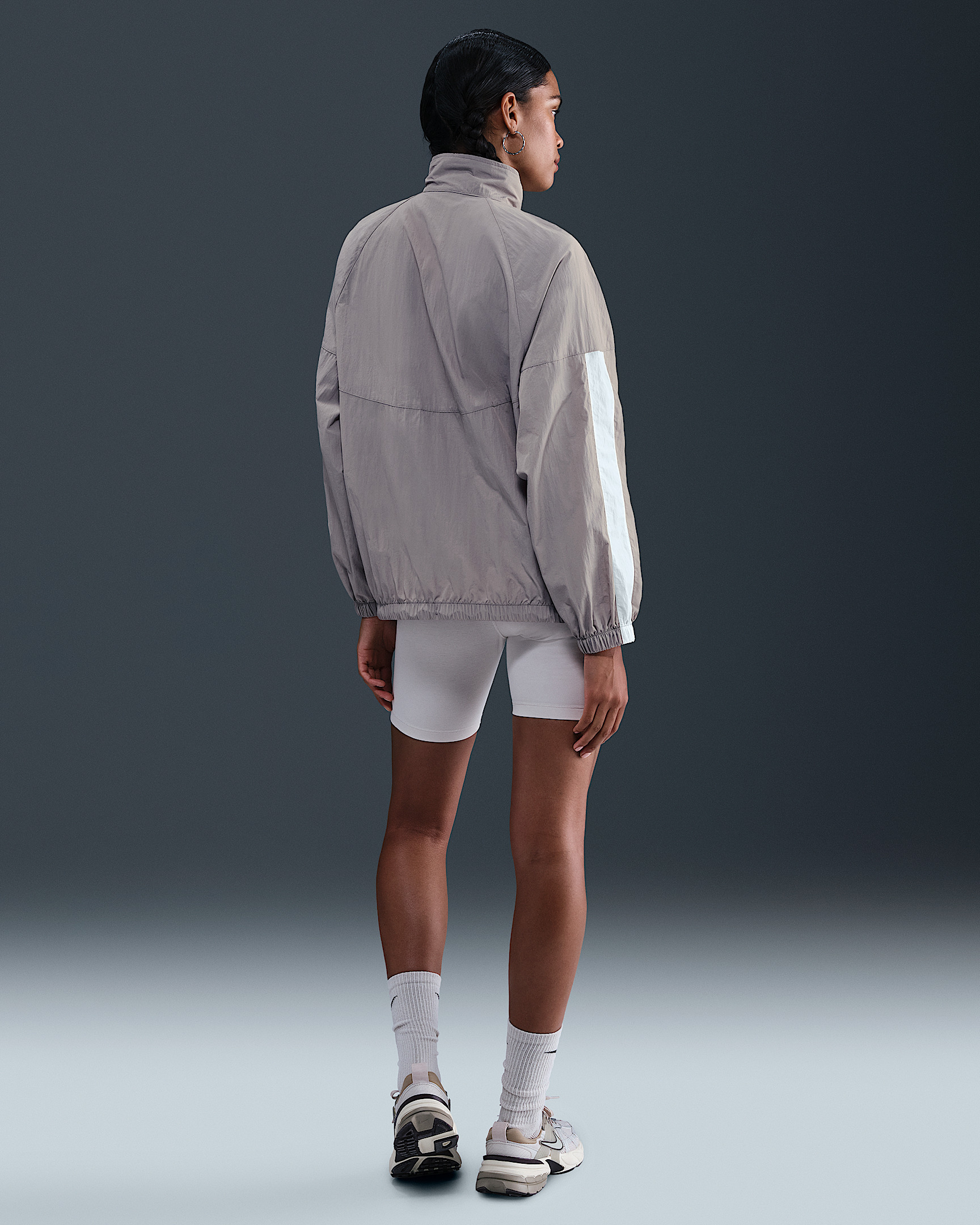 Nike Sportswear Windrunner Women's Oversized Jacket - 5