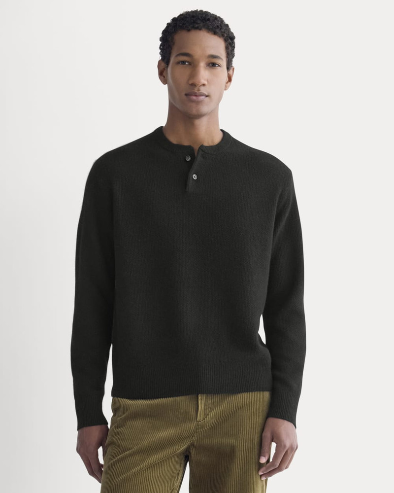 EVERLANE HENLEY IN WOOL CASHMERE outlook