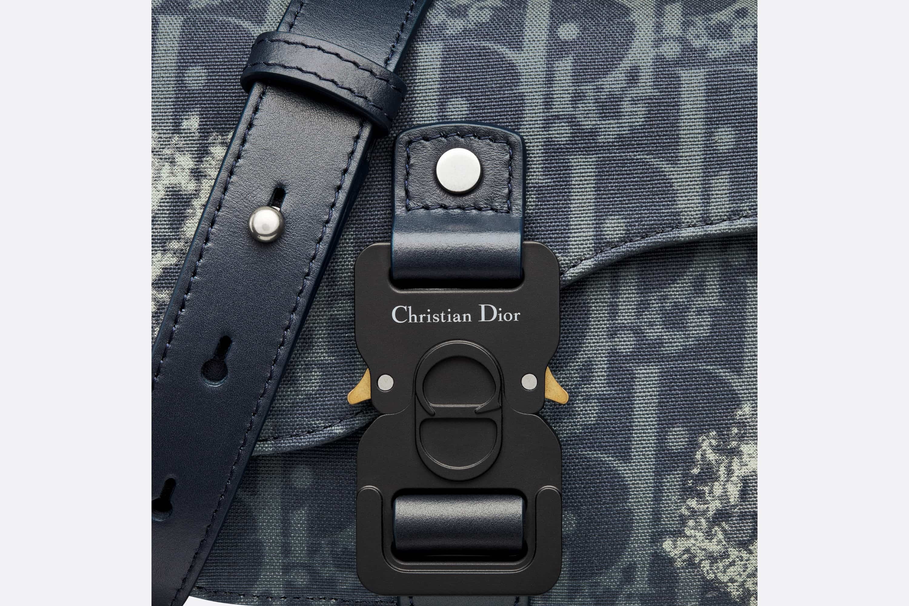 Dior Saddle Pouch with Strap | REVERSIBLE