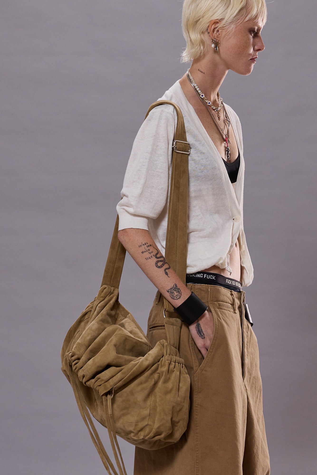 SOFT MESSENGER BAG - 1