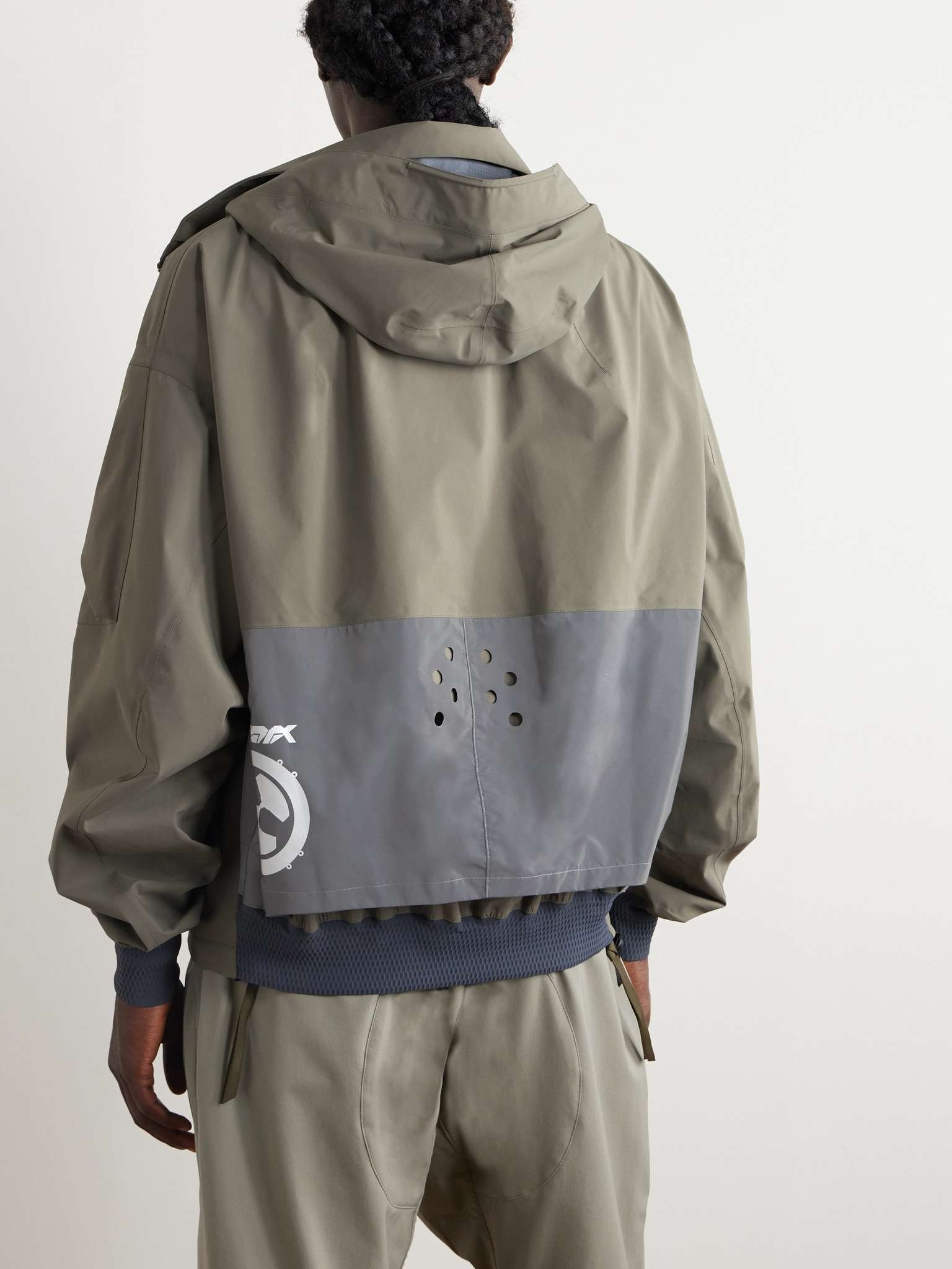 ACRONYM Colour-Block 3L GORE-TEX® PRO Hooded Jacket | mrporter 