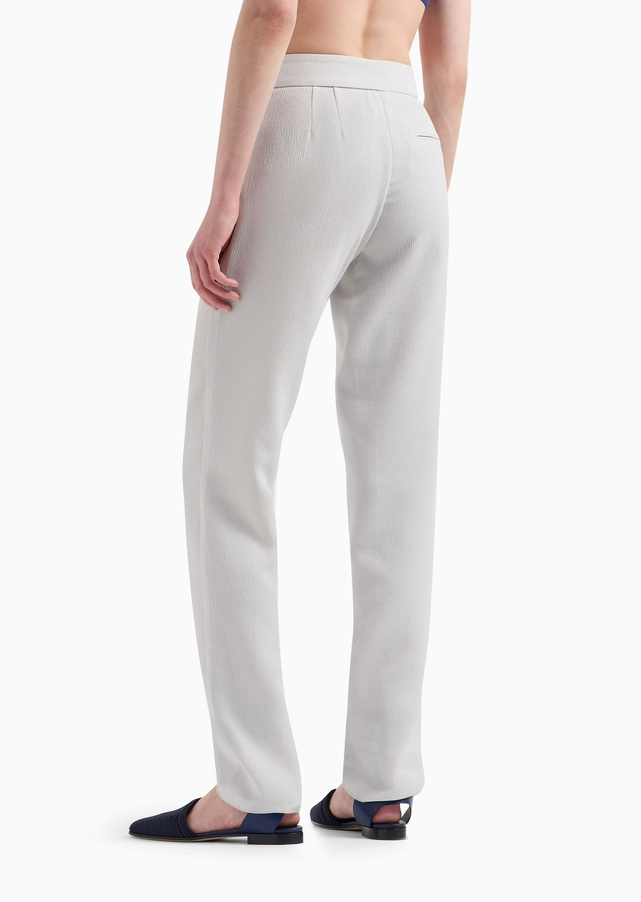 Technical seersucker trousers with darts - 3