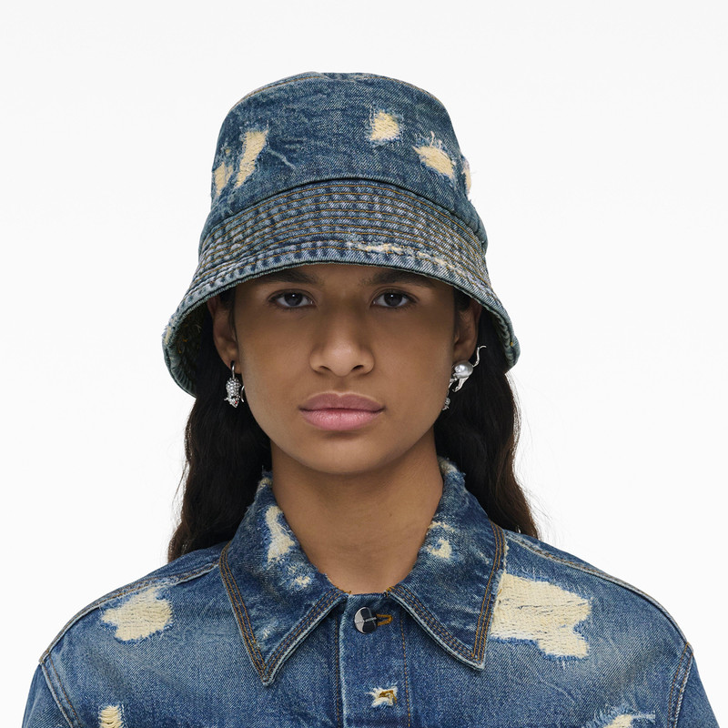 Marc Jacobs THE RIP AND REPAIR BUCKET HAT outlook