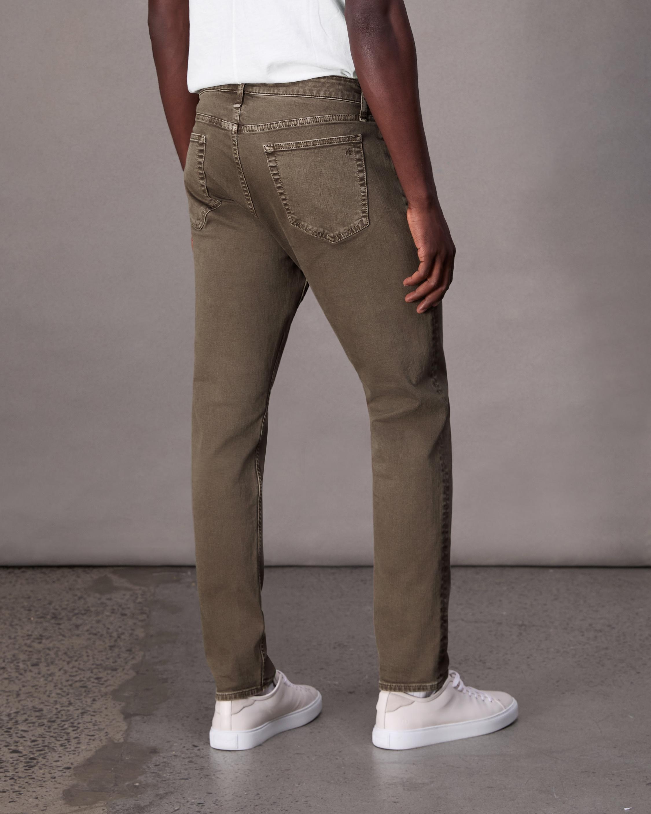 Fit 3 Athletic Fit Jean
Aero Stretch Denim - 4