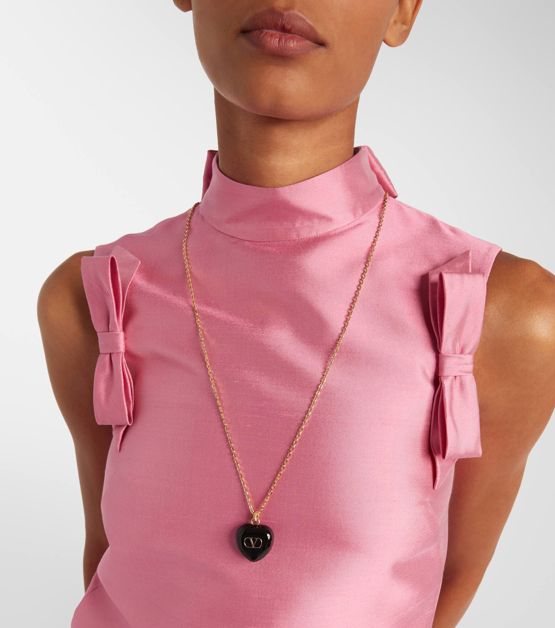 Cœur Royal VLogo enamel pendant necklace - 3