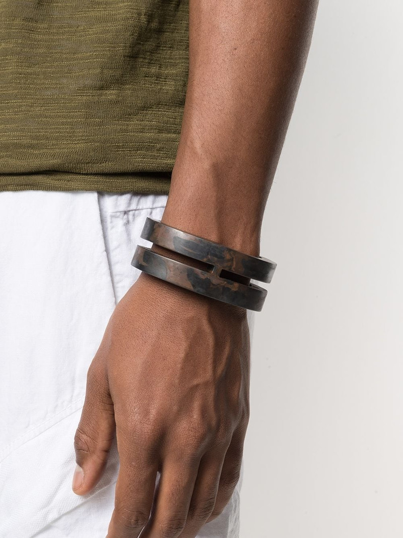 Parts of Four Crescent Crevice bracelet outlook