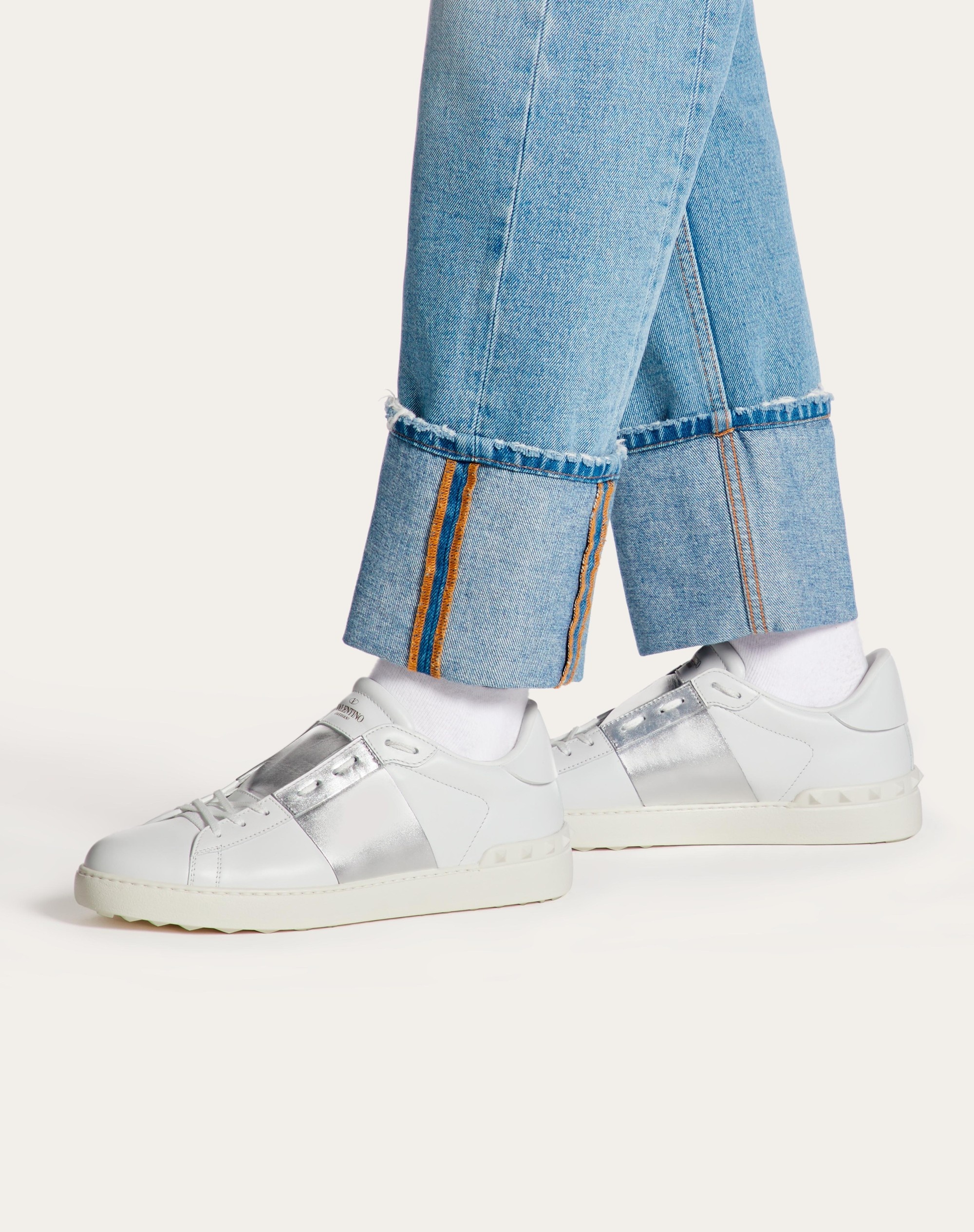 OPEN SNEAKER WITH METALLIC BAND - 6