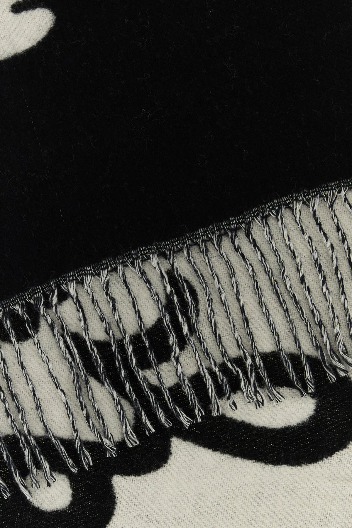 Black wool scarf - 2