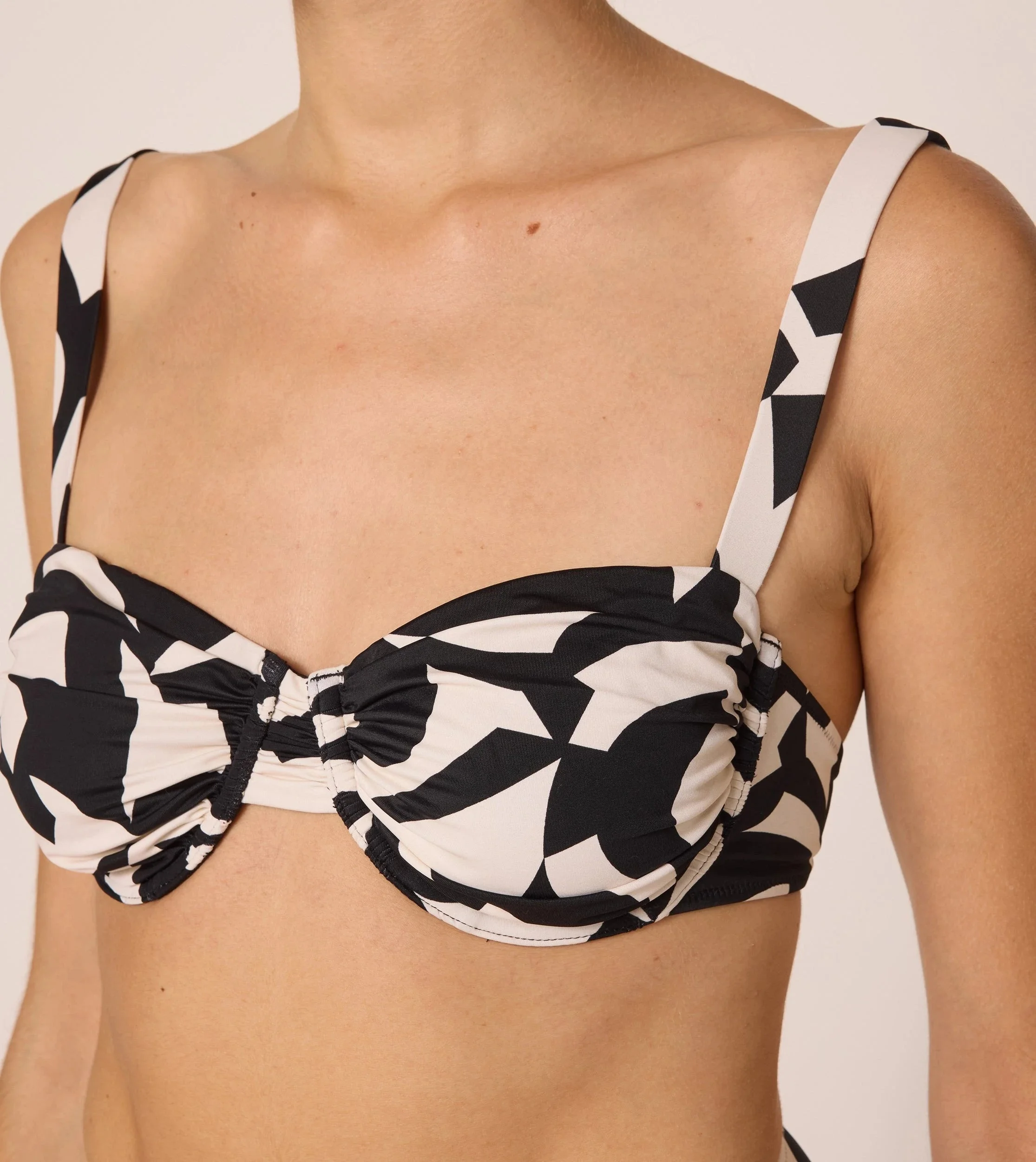 BECKETT TOP | OSARIA BLACK/WHITE - 1